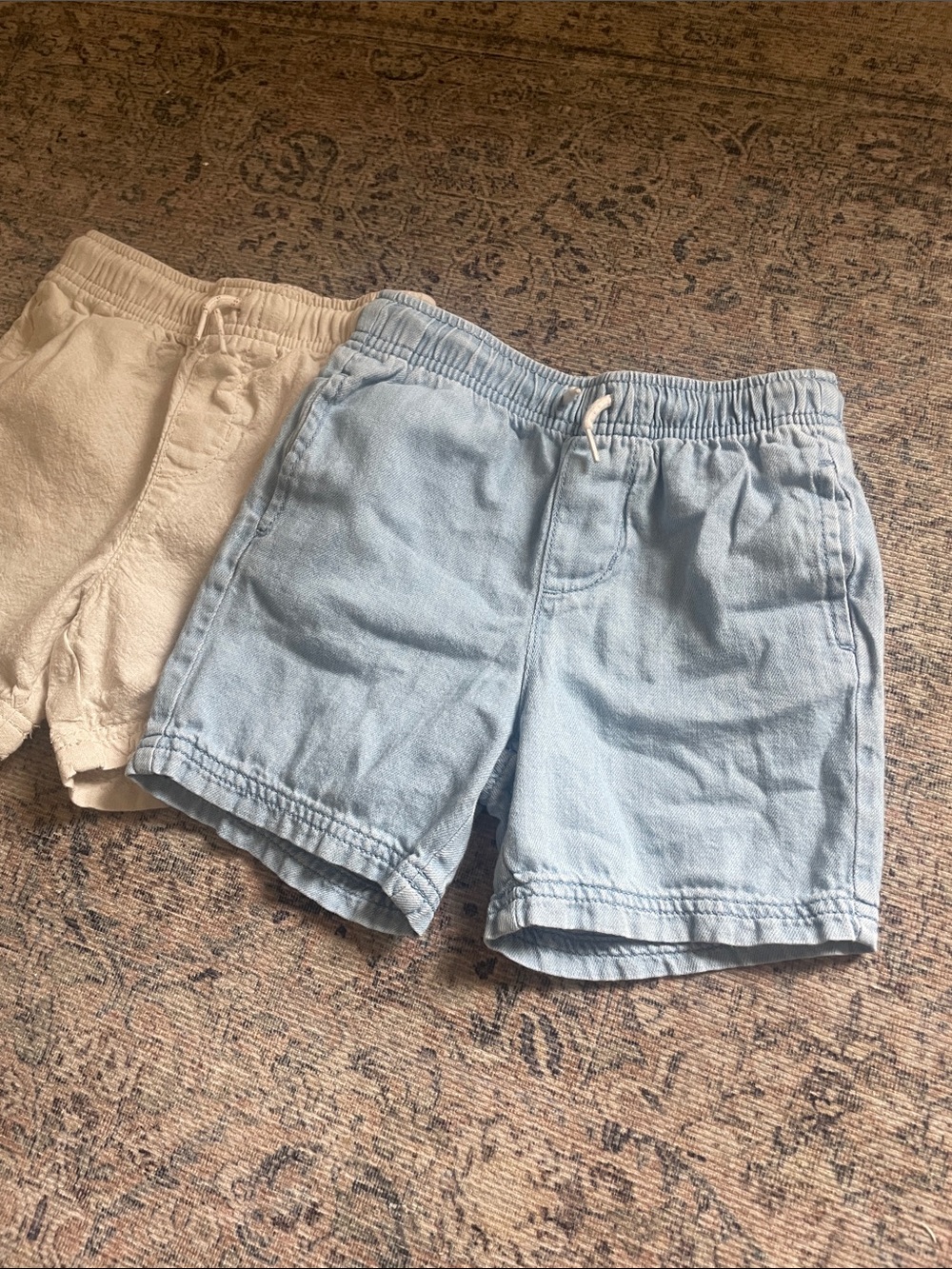 Old Navy Drawstring Short Set - Picture 3 of 6
